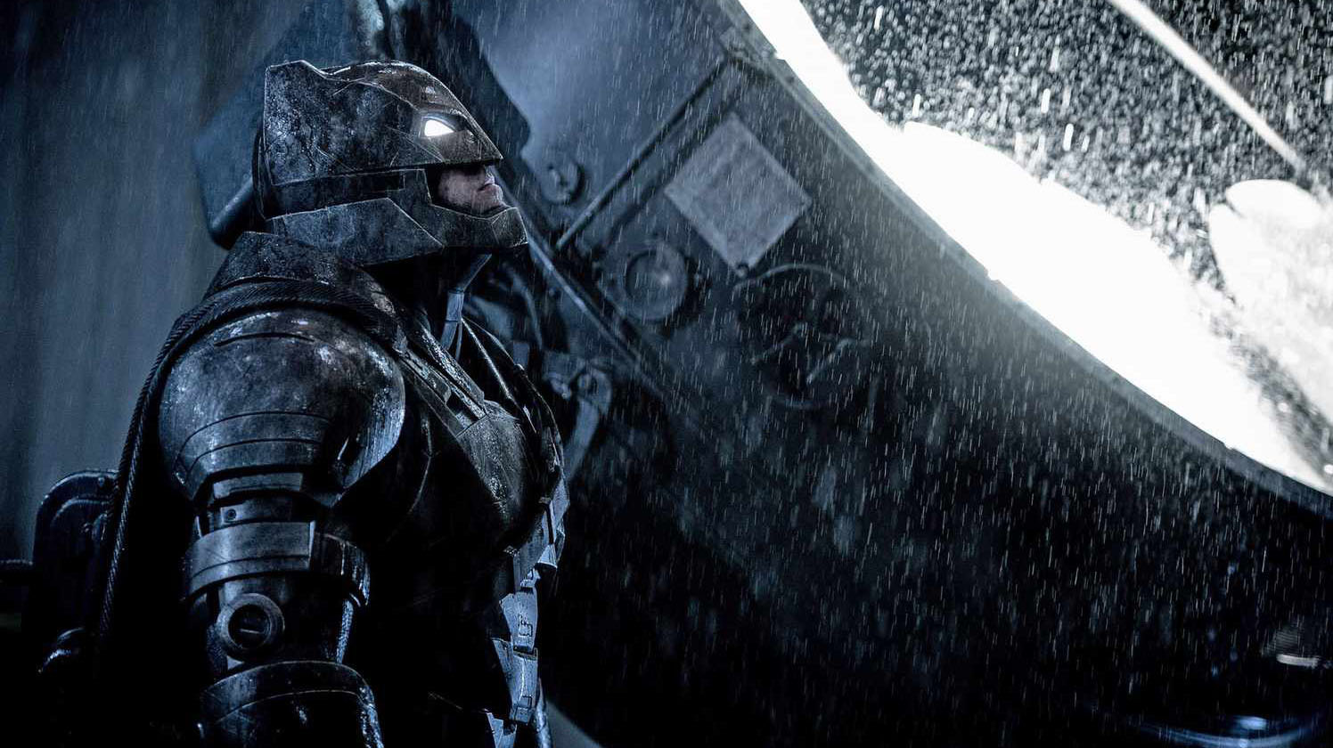 0f38456a1ae8a9f04a42f7e249d07d78 batman 2000