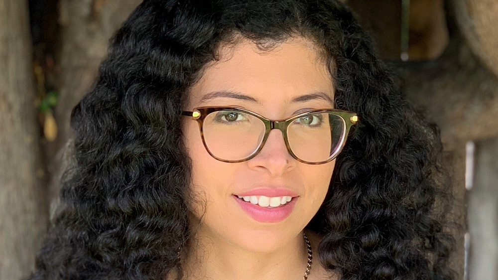 398f8b45ce425545dca5fd45d01cf8d9 kalinda vazquez 20 1 