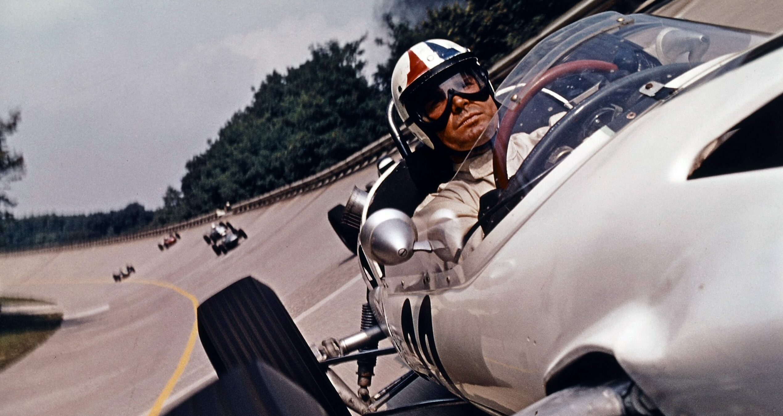 45f6875f5553b0f75f2e83e7921e4094 gettyimages 181327785 scaled