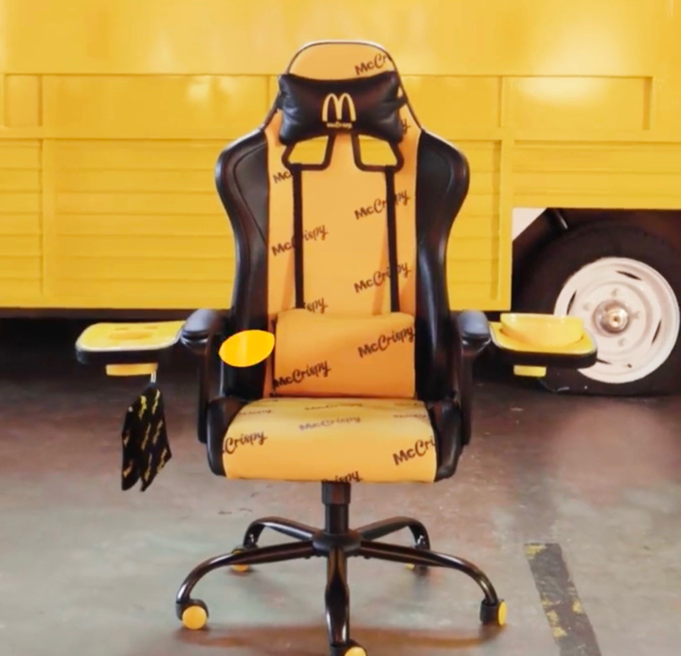 525dc17c9f68887ecb88e473f73d23f8 mcdonalds gaming chair