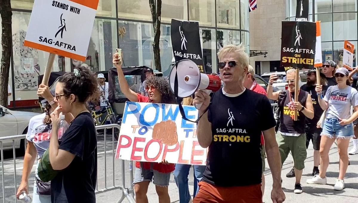 Large 00537a8dd59bf6a55d26367a717ceca7 image