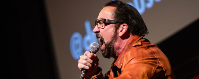 Se Nicolas Cage överraska fans under en Nicolas Cage-filmfestival