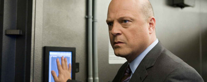 Michael Chiklis rör om i ”Gotham”