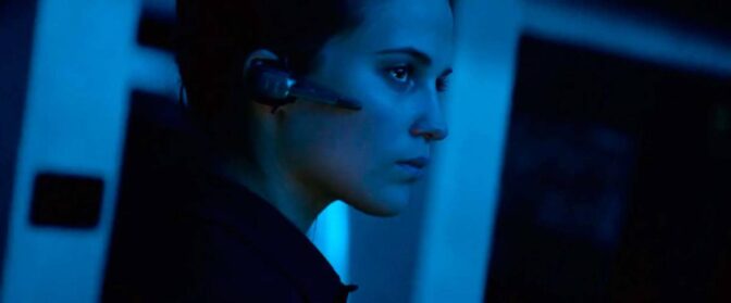 Alicia Vikander går på monsterjakt med Ben Wheatley