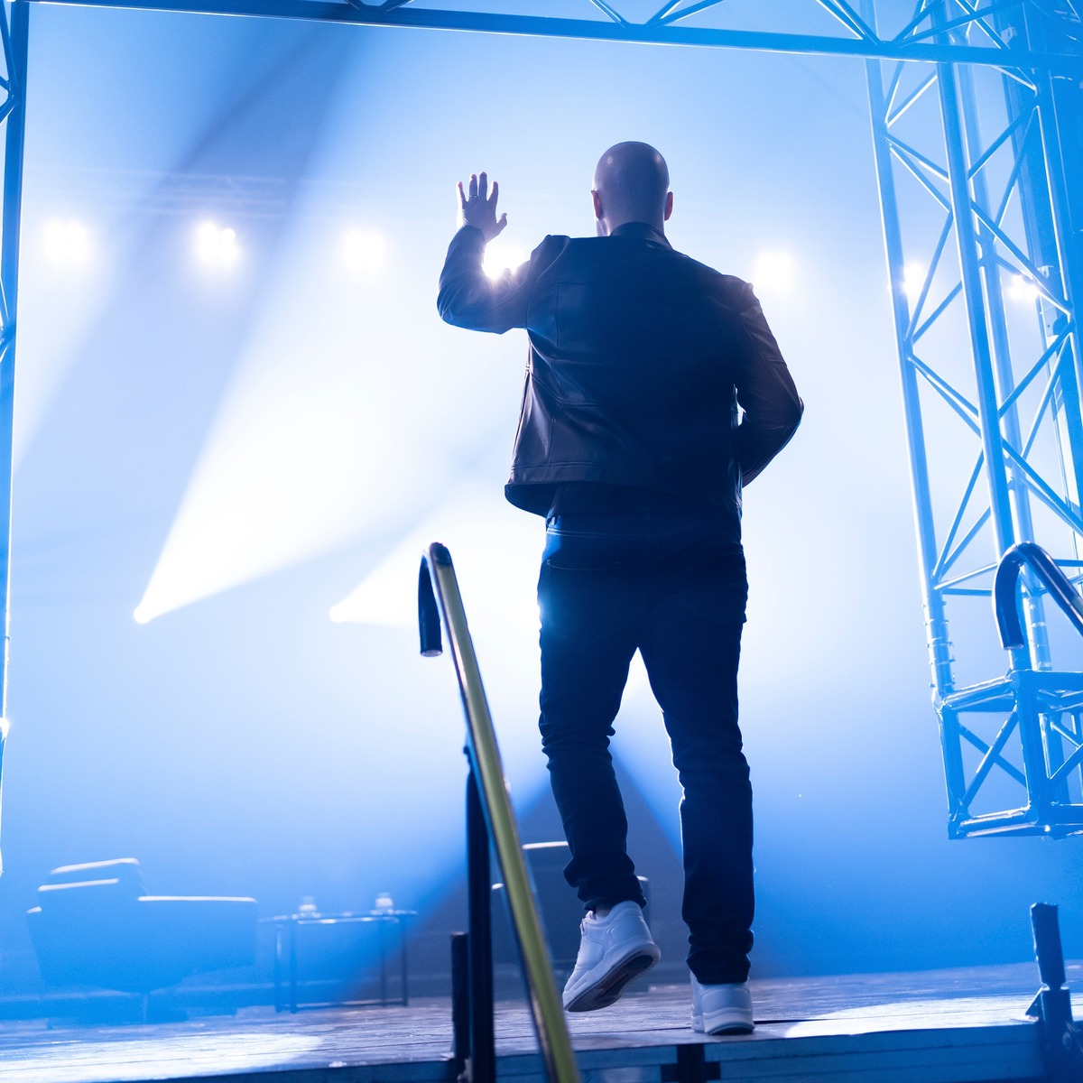 Large 2e343ad629a05141f9264e2c11d5254b the 20playlist