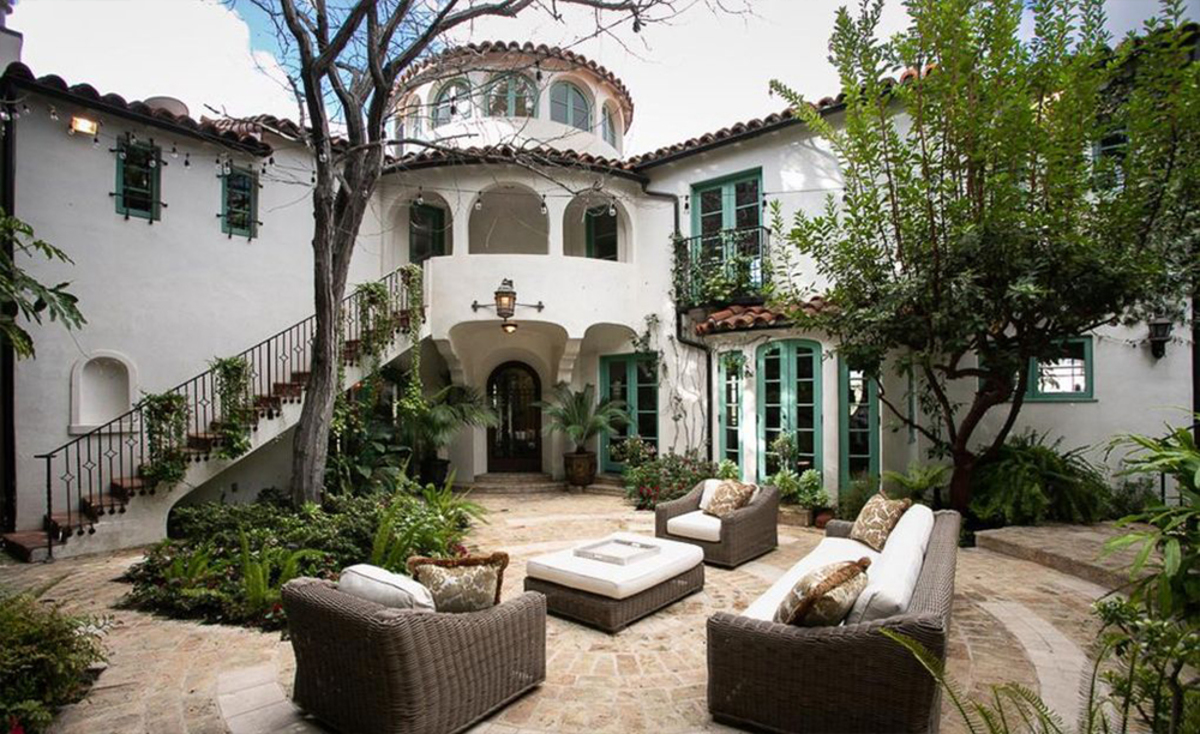 Large 2ef965765821490c8f0b9d960ea6845f gerardbutler lf rent2