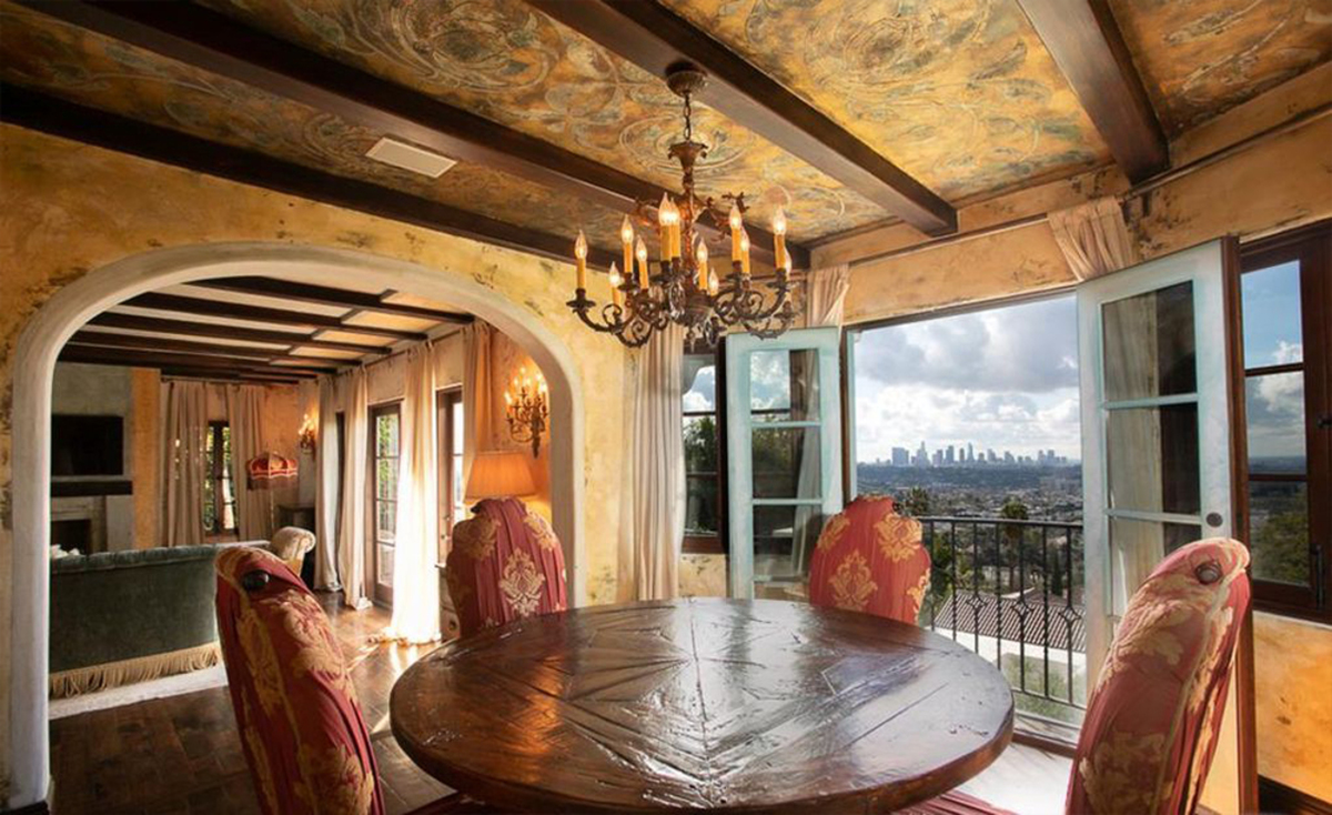 Large 2ef965765821490c8f0b9d960ea6845f gerardbutler lf rent5