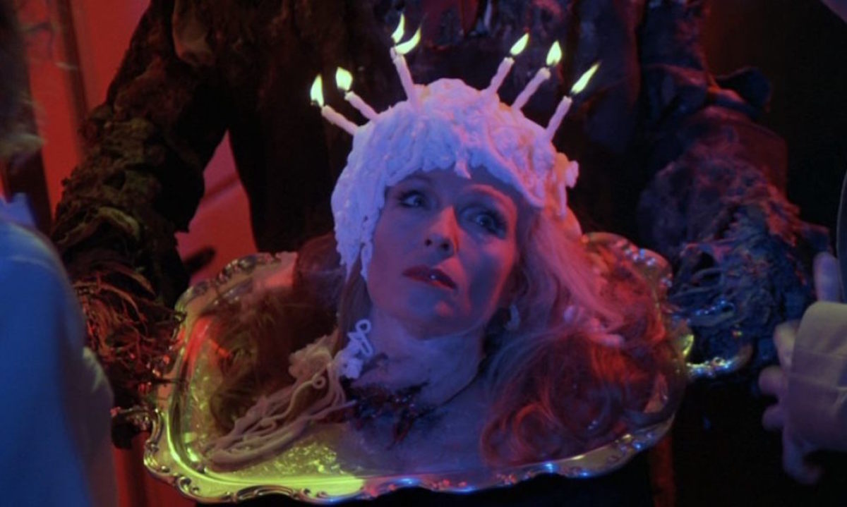 Large 31309a2a9b3fa5cbac604a63547d75b1 creepshow1 1050 591 81 s c1
