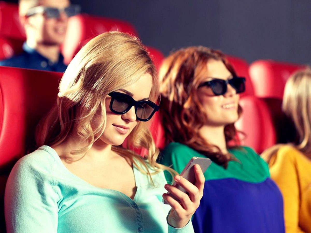 Large 31f1a7c73eaa75e5559bd0fd63f00fe6 cinema smartphone