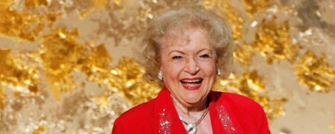 Betty White spelar in julfilm