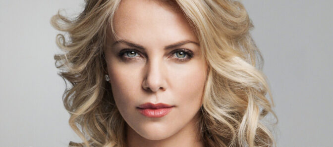 Charlize Theron iklär sig rollen som odödlig legosoldat