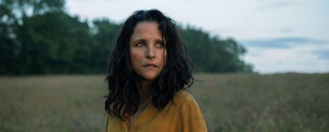 Gråtfest när Julia Louis-Dreyfus pratar om döden med papegoja