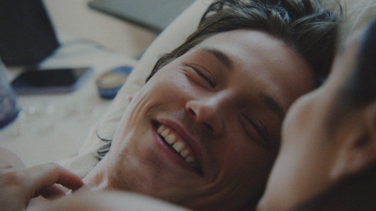 Large 6c09f98fddc60be2fd5e510c736e2952 threesome 11