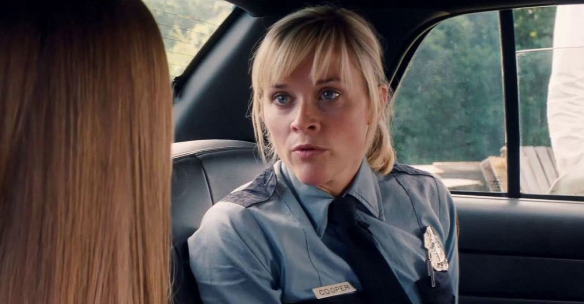 Large 6c5531382e7983cf6e363c5c77f0c193 reese witherspoon in hot pursuit movie 9
