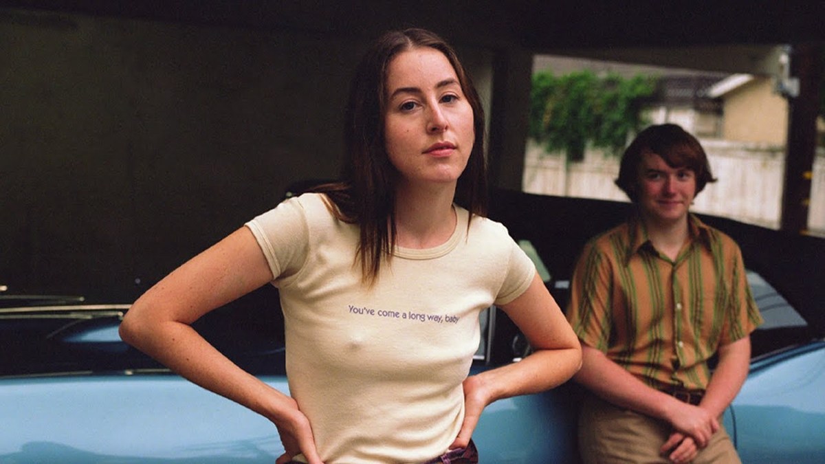 Large 95a8581af59215c649222b28eba55ec9 licorice 20pizza