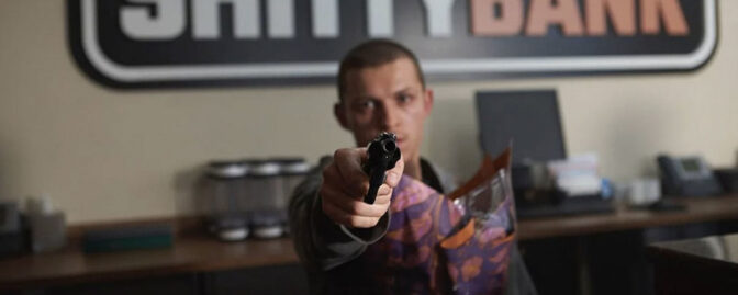 Tom Holland visar upp en ny look i ”Cherry”