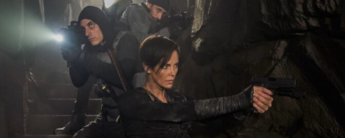 Första bilderna på Charlize Theron i ”The Old Guard”