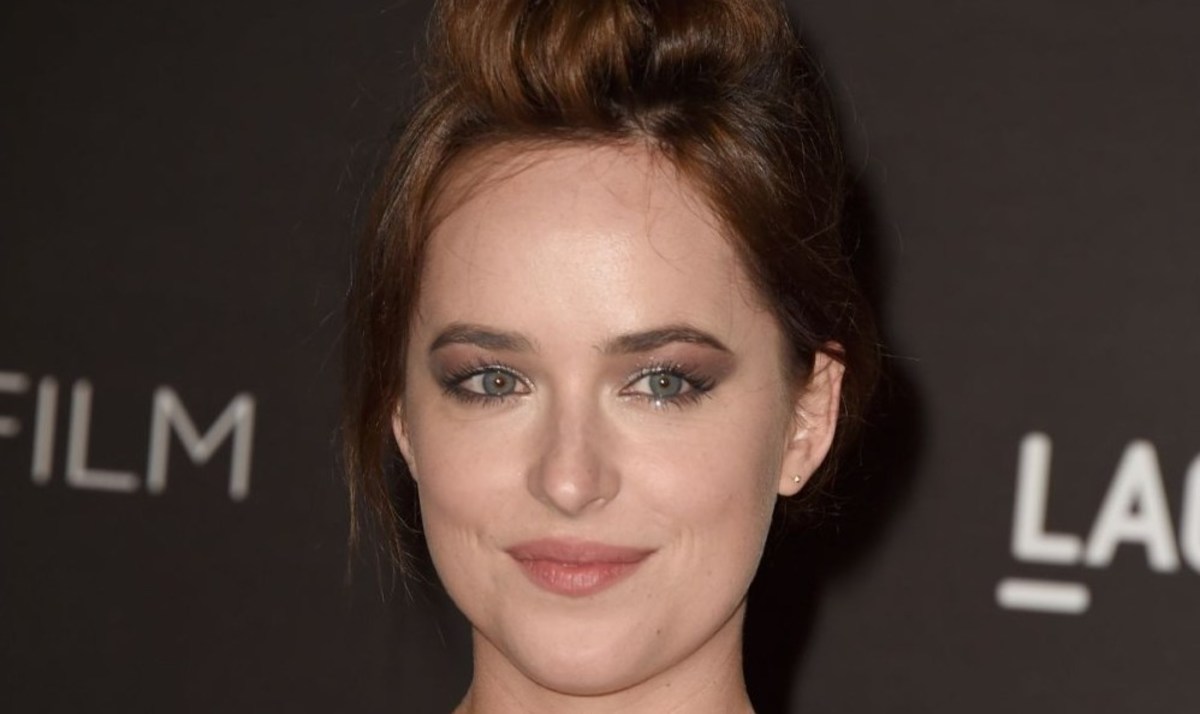 Large afc15bb10a02c7a6cf9a2687bba9fd0b dakota 20johnson