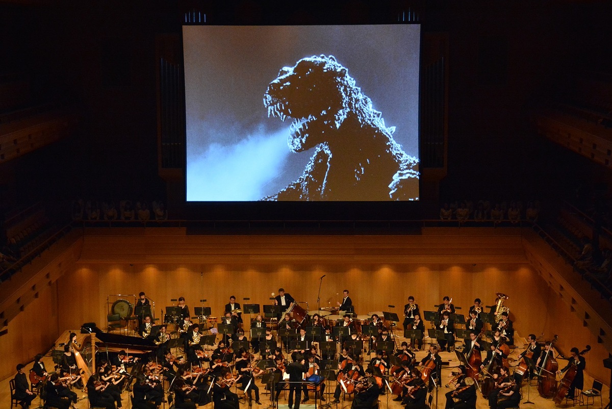 Large bd40848da79aed579d5ddd1f97e1f026 godzilla concert