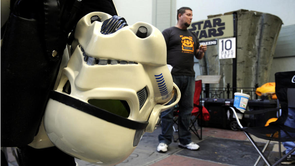 Large c928d1e96a5d6102f5b75b5a0d505bb3 la et hc 1209 star wars line awakens pictures 004