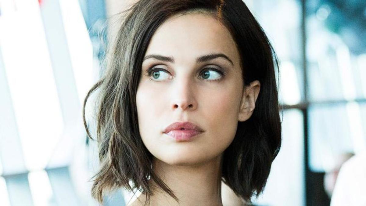 Large cc047feb3a1dd09dc97772621b5e907e stella2