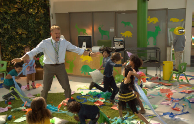 Kolla in Dolph Lundgren i ”Kindergarten Cop 2”