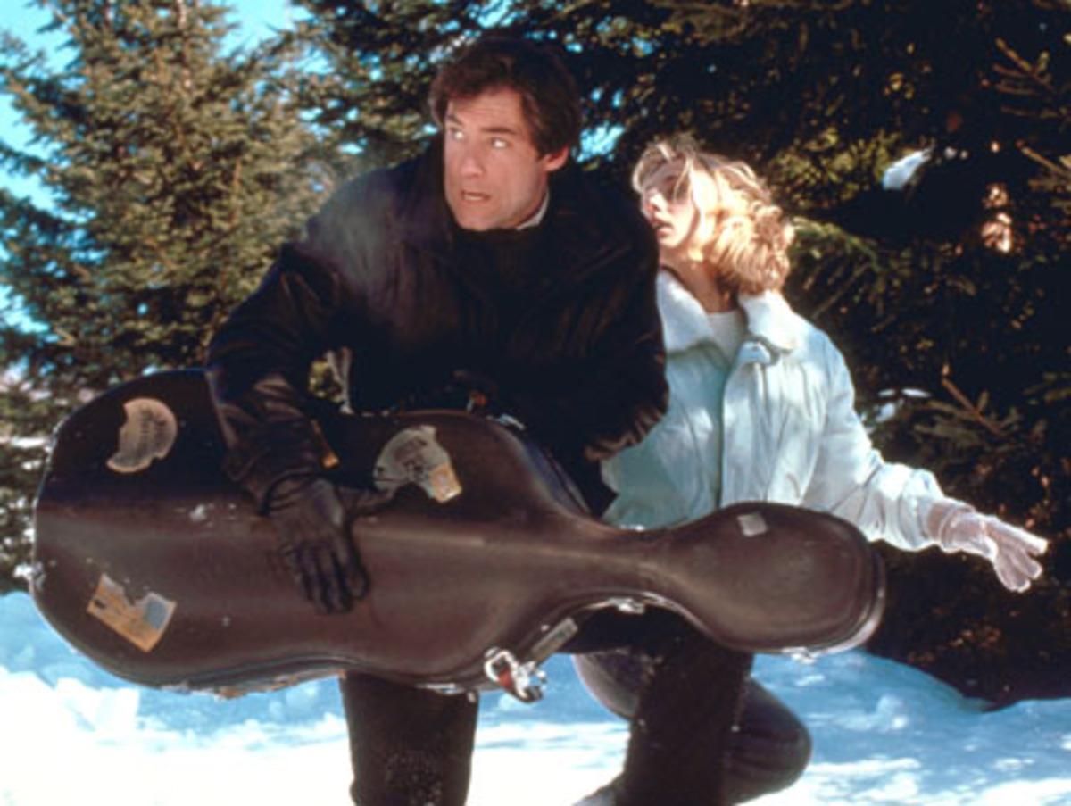 Large dad5e886dd45e50e2baa9fe60abf2022 the living daylights cello case