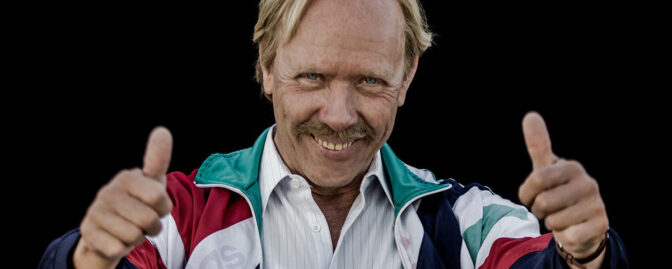 Trailerpremiär: ”Tårtgeneralen” med Mikael Persbrandt