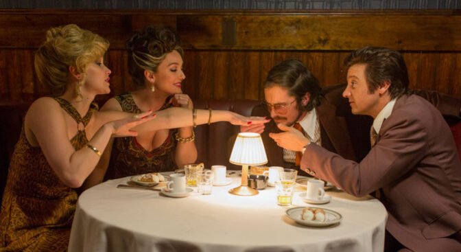 ”American Hustle” vinner kritikernas gunst