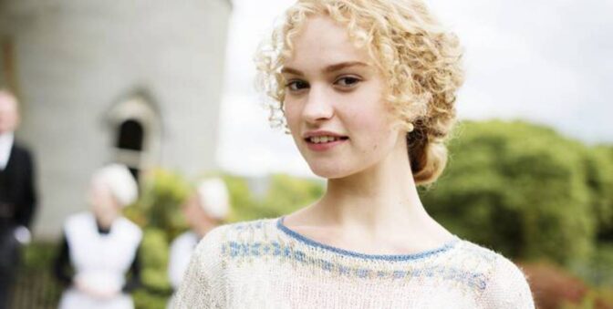 ”Downton Abbeys” Lily James blir Askungen