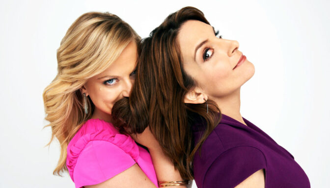 Amy Poehler och Tina Fey festar i ny komedi