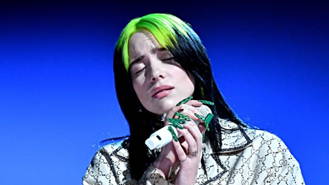 Billie Eilish kan bli filmstjärna – i filmatisering av mörk litteraturklassiker