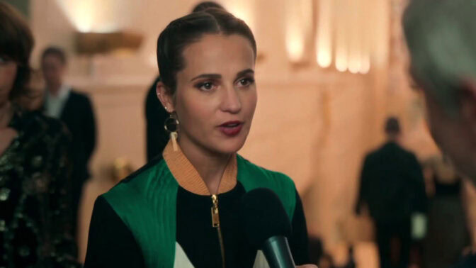 Alicia Vikander i "Irma Vep".