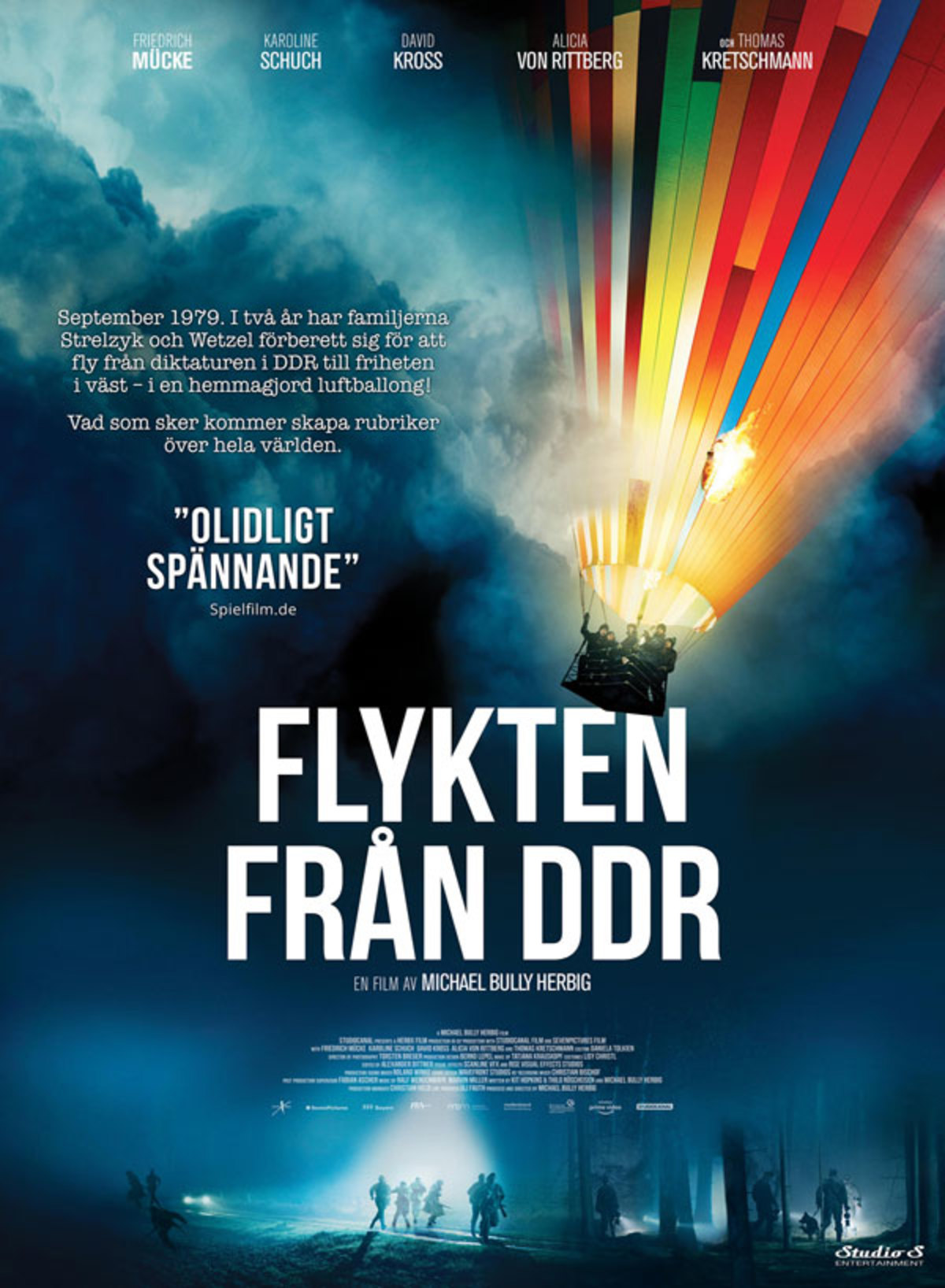 large_f21b4dee7cb8c02927552585e4b6e108-flykten_fran_ddr_poster.jpg