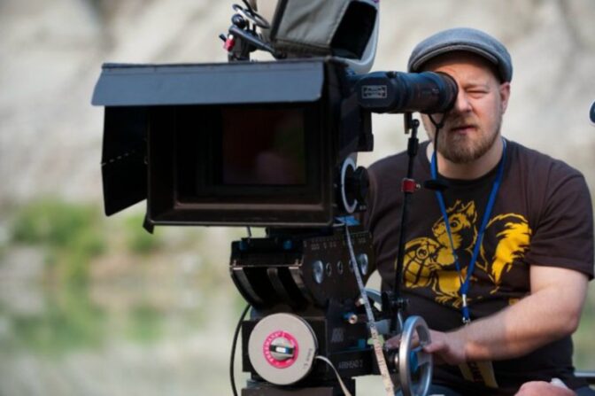 David Slade regisserar ”Villain”
