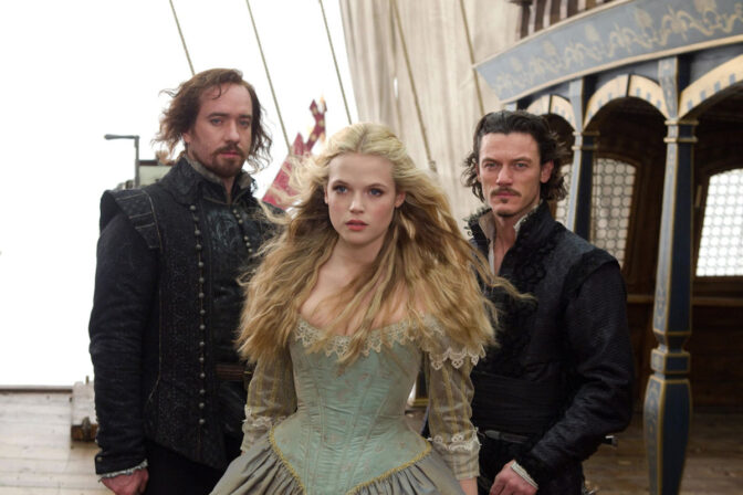 ”The Three Musketeers” är tvåa på biotoppen