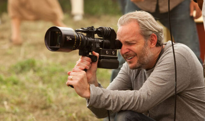 ”I Am Legend”-regissören kan göra ”Catching Fire”
