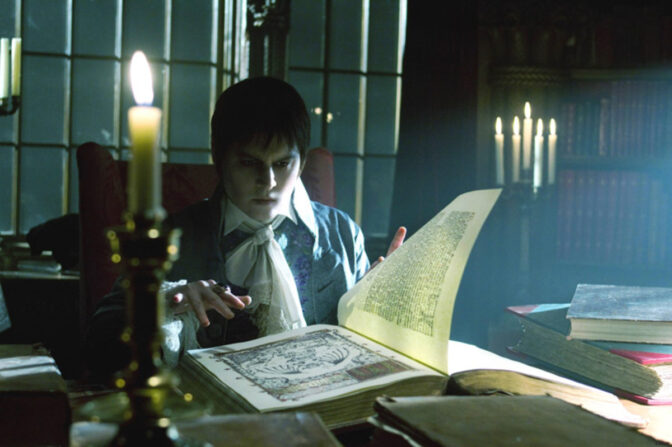 Första recensionen av ”Dark Shadows”