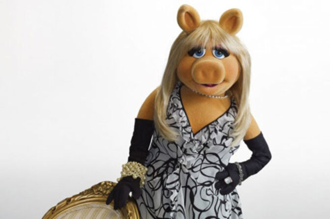 3 snabba med Miss Piggy