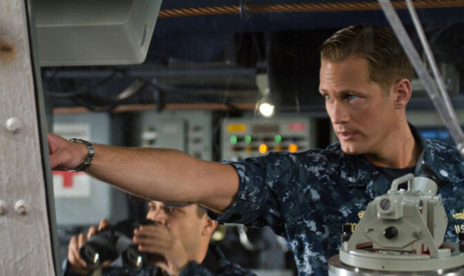 Se Skarsgård och Rihanna i nya bilder från ”Battleship”