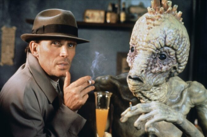 ”Star Trek 2”: Del Toro ut, Peter Weller in