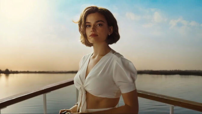 Emma Mackey i "Döden på Nilen"