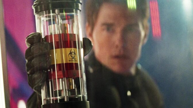 Tom Cruise får nöja sig med andraplatsen.