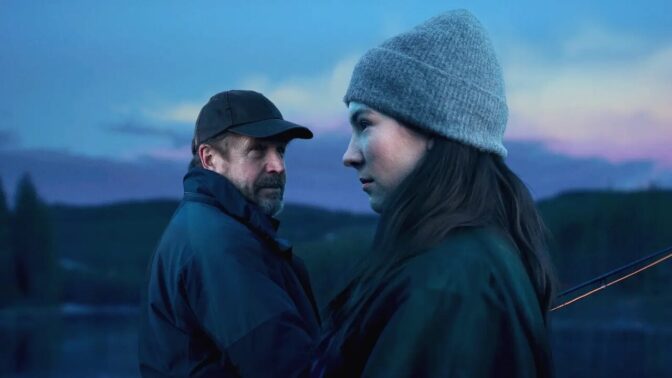 "Glaskupan" är Netflix senaste svenska tittarsuccé.