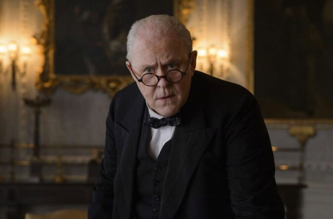 John Lithgow som Winston Churchill i "The Crown"