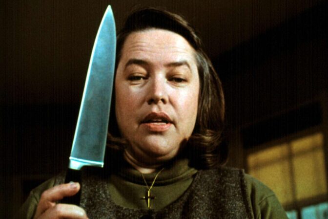 Alla får lida när Kathy Bates är på hugget.
