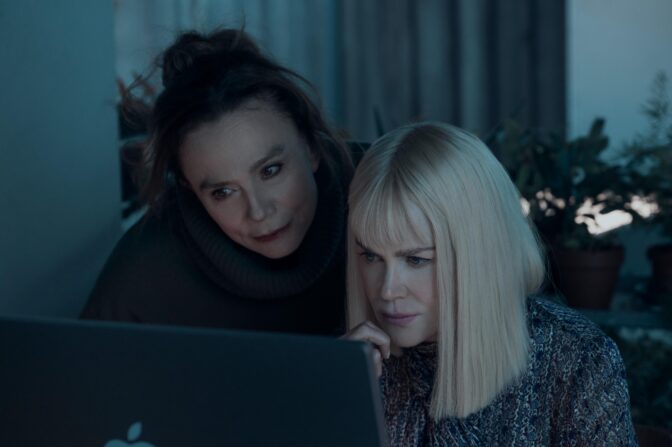 Lena Olin och Nicole Kidman i "Nine Perfect Strangers"