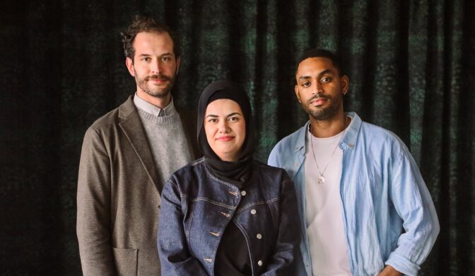 Från vänster: Tuna Özer (regi), Nora Khalil (författare), Jimm Garbis (producent)