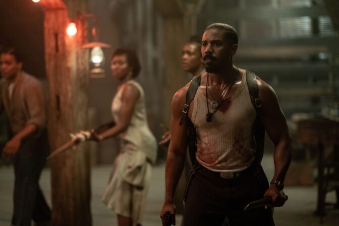 Michael B. Jordan i en av sina tvillingroller i "Sinners".