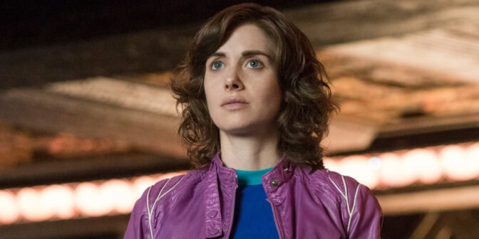 Alison Brie är redo för vittnesskyddsprogrammet.